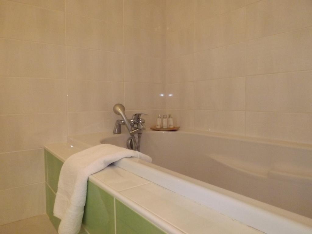 בור סן מוריס Le Chalet D'Heidi מראה חיצוני תמונה